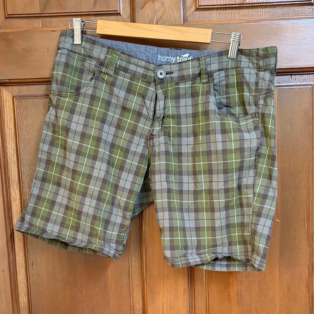 Horny Toad Women's Plaid Shorts in Green and Gray Size 12